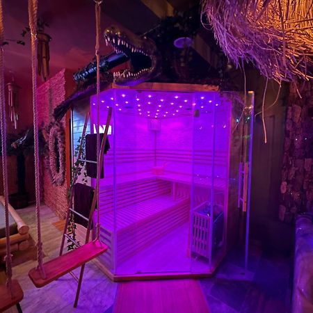 됭케르크 Jungle Spa B&B 외부 사진