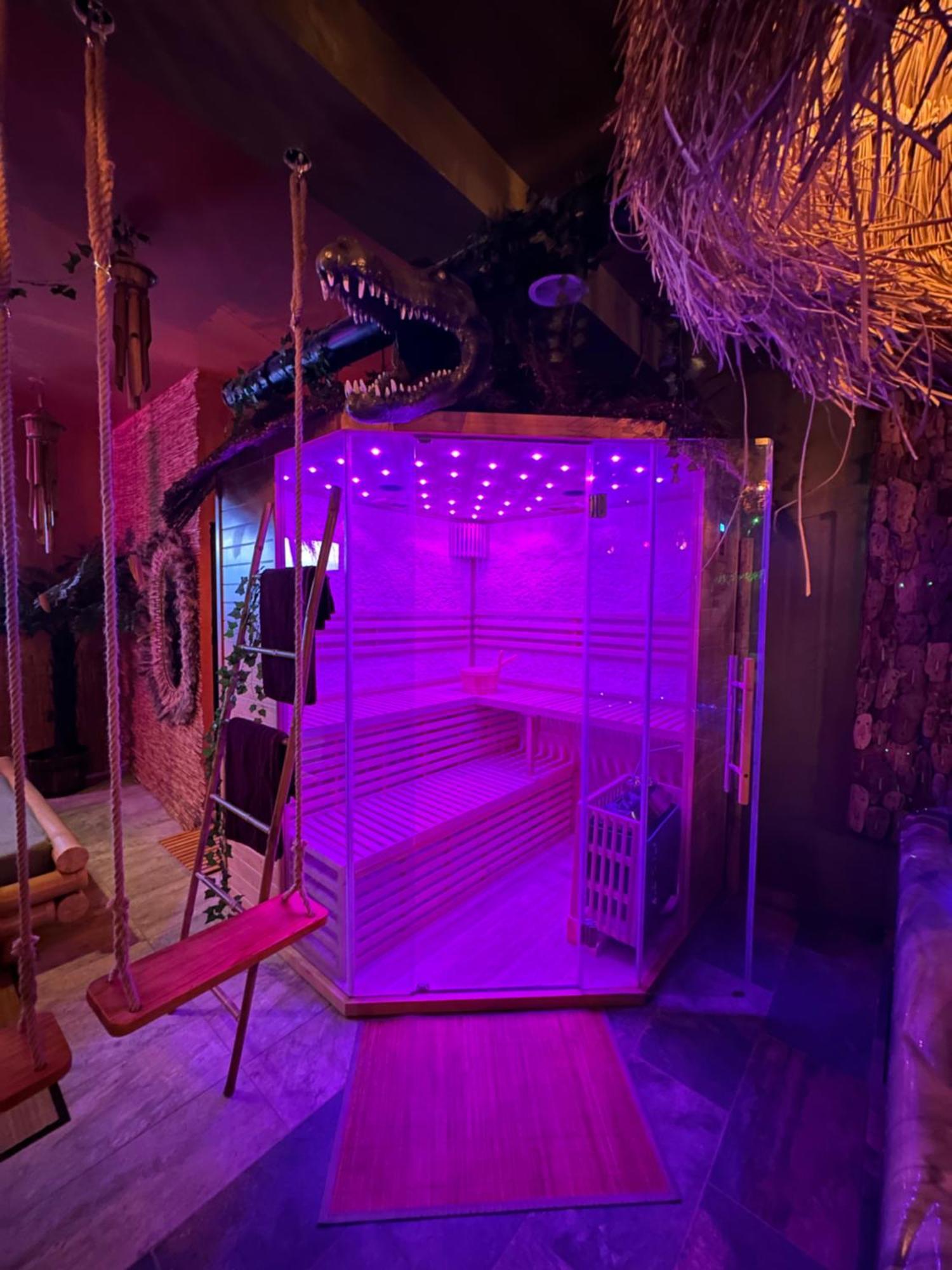 됭케르크 Jungle Spa B&B 외부 사진