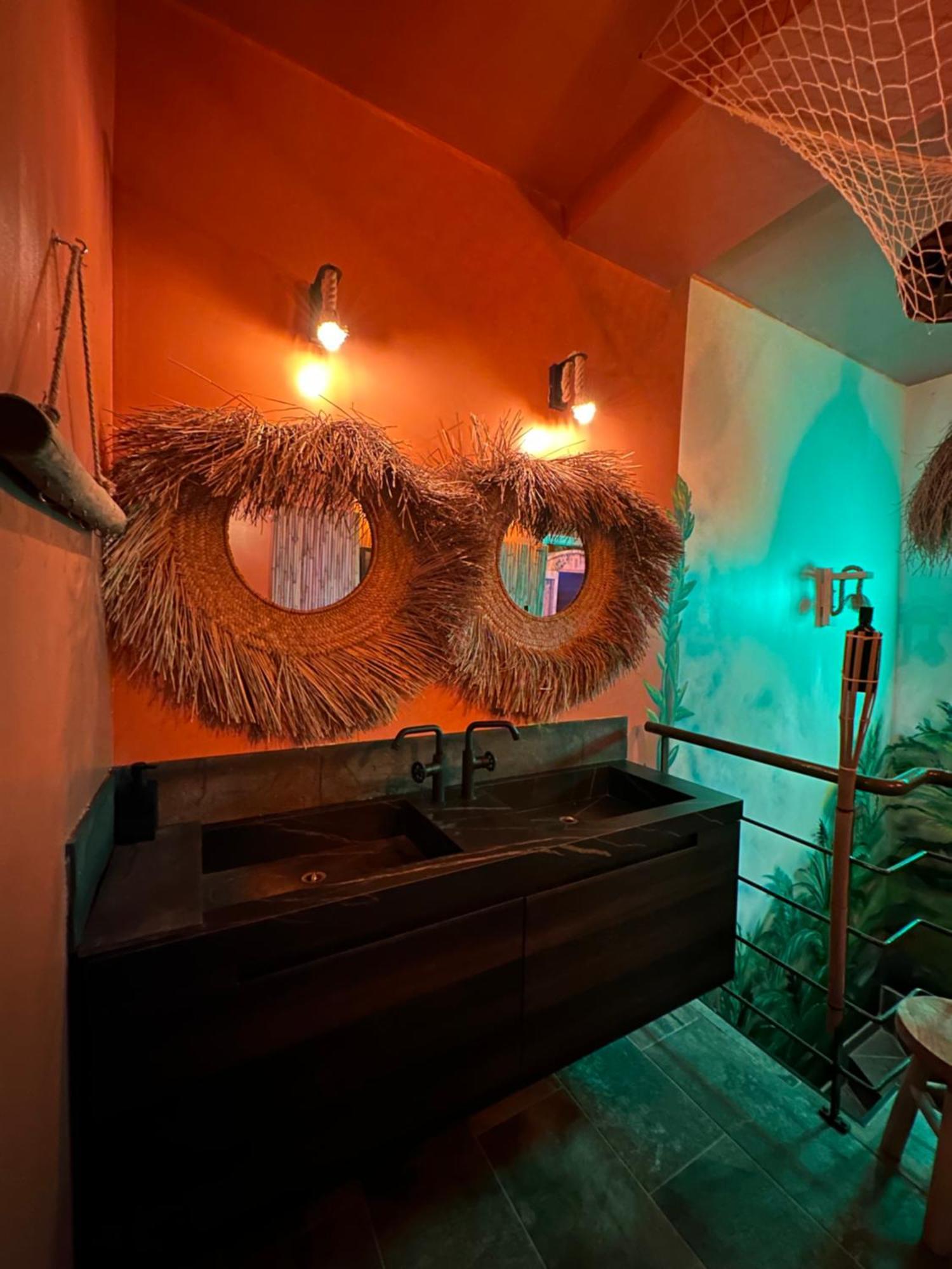됭케르크 Jungle Spa B&B 외부 사진